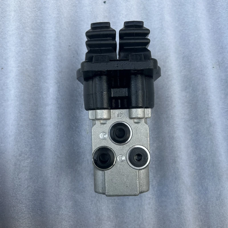 DX60-9CHydraulic Foot Pedal Valve.jpg